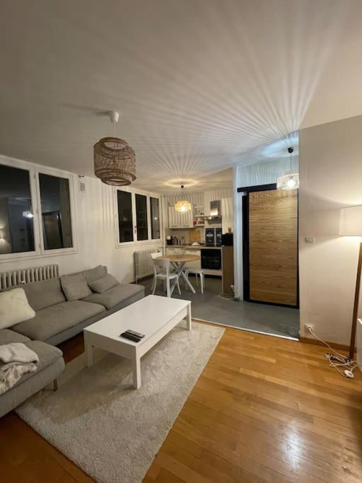 Appartement - Дижон Екстериор снимка